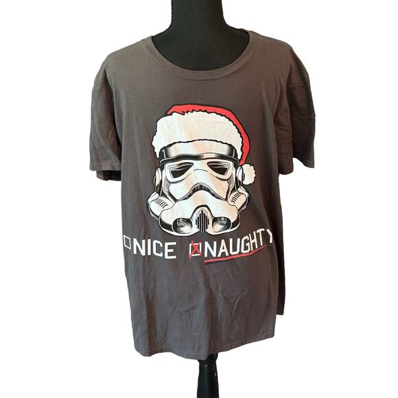 STAR WARS NICE OR NAUGHTY STORM TROOPER SHORT SLEEVE LARGE T SHIRT - Picture 1 of 5